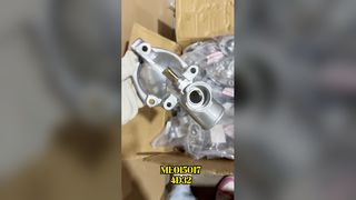 Nắp tách nước nhiên liệu ME015017 cho Mitsubishi 4D32