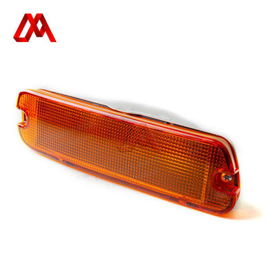 ISUZU FORWARD Front Bumper Left Corner Turn Signal with Bevel Indicator Light  1-82210-202-1
