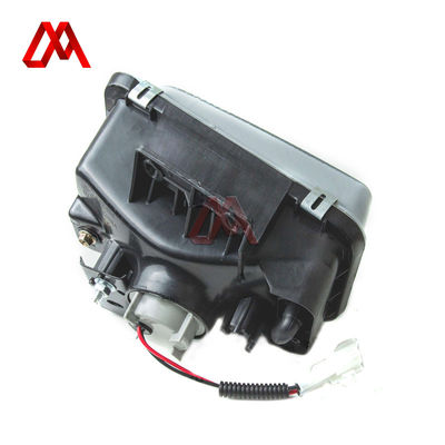 Right Fog Light Assembly IZUMI Brand P/N 8-98149-143-0 Compatible With ISUZU ELF/NKR/NPR 2008-2012