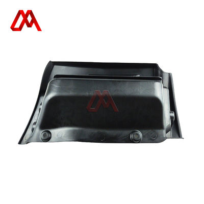 Right-Side Entry Step for Mitsubishi Canter Truck MK676951