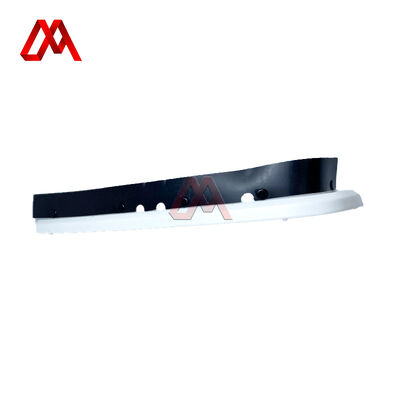 Truck OEM Parts Lower Head Lamp Grille R 8-97867331-0 8978673310 Lower Headlight Trim Panel (R）White for ISUZU 100P 4JB1