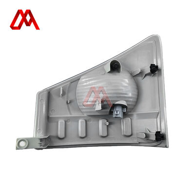 IZUMI Truck Body Parts 8-97585172-1 8-98155458-0 8975851721 8981554580 Turn Signal Lamp for ISUZU 700P 4HK1