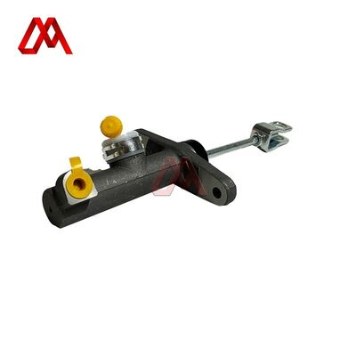 8-97167406-0 8-98025312-0 8-98117644-0 Clutch Master Cylinder Assembly 8971674060 8980253120 8981176440 Suitable for ISUZU NKR55 4JB1