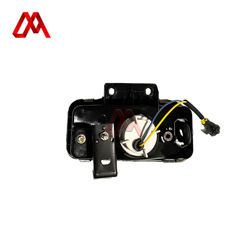 Heavy Duty Fog Lamp Assembly 8-97378908-1 8973789081 Fit for ISUZU 700P 4HK1 Truck